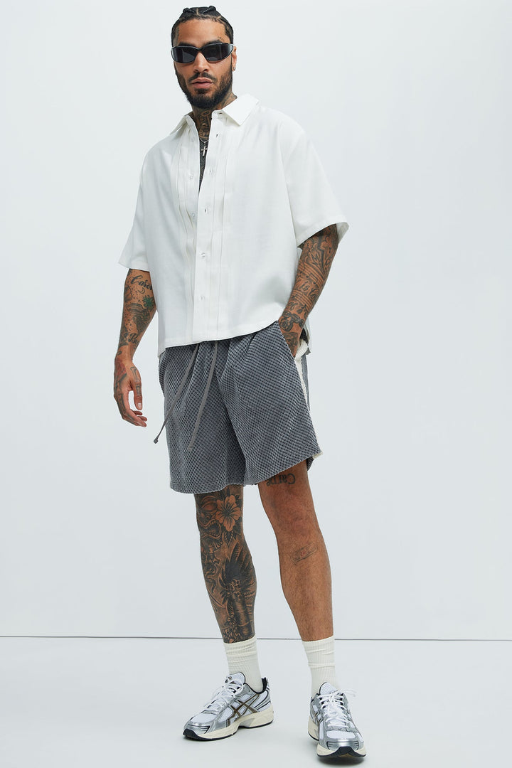 Men's Pleated Viscose Shirt — Short Sleeve | Yvezi — 2