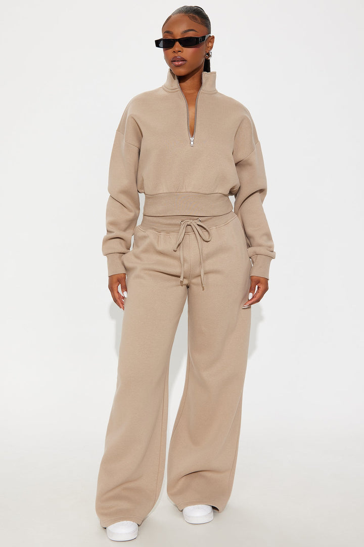 Women's Quarter-Zip Cotton Matching Pants Set | Yvezi — 1