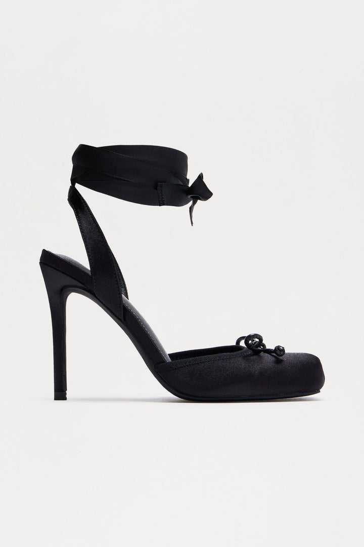 Women's Pumps | Yvezi — 1