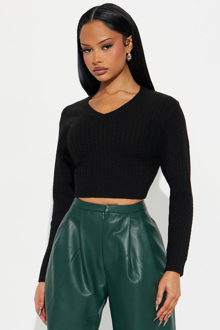 Women's Cable Knit Sweater — V Neck | Yvezi — 1