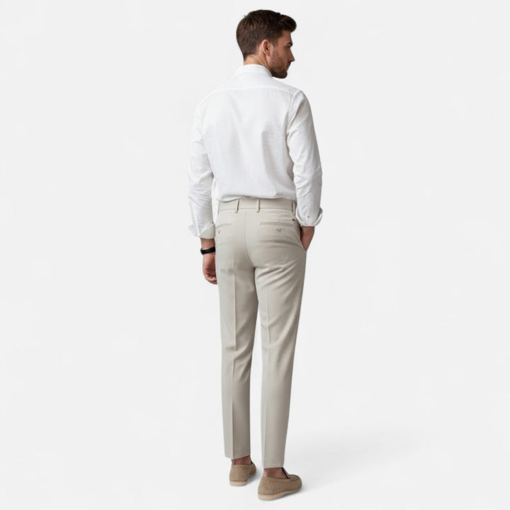 Style de pantalon pour homme : élégance intemporelle — vue du produit