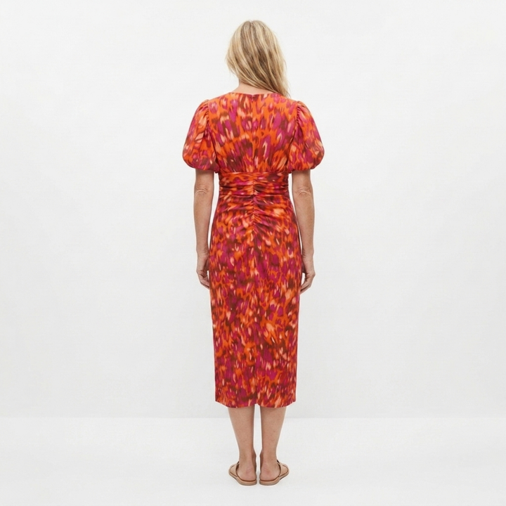 Langes Damenkleid mit Puffärmeln — Produktansicht