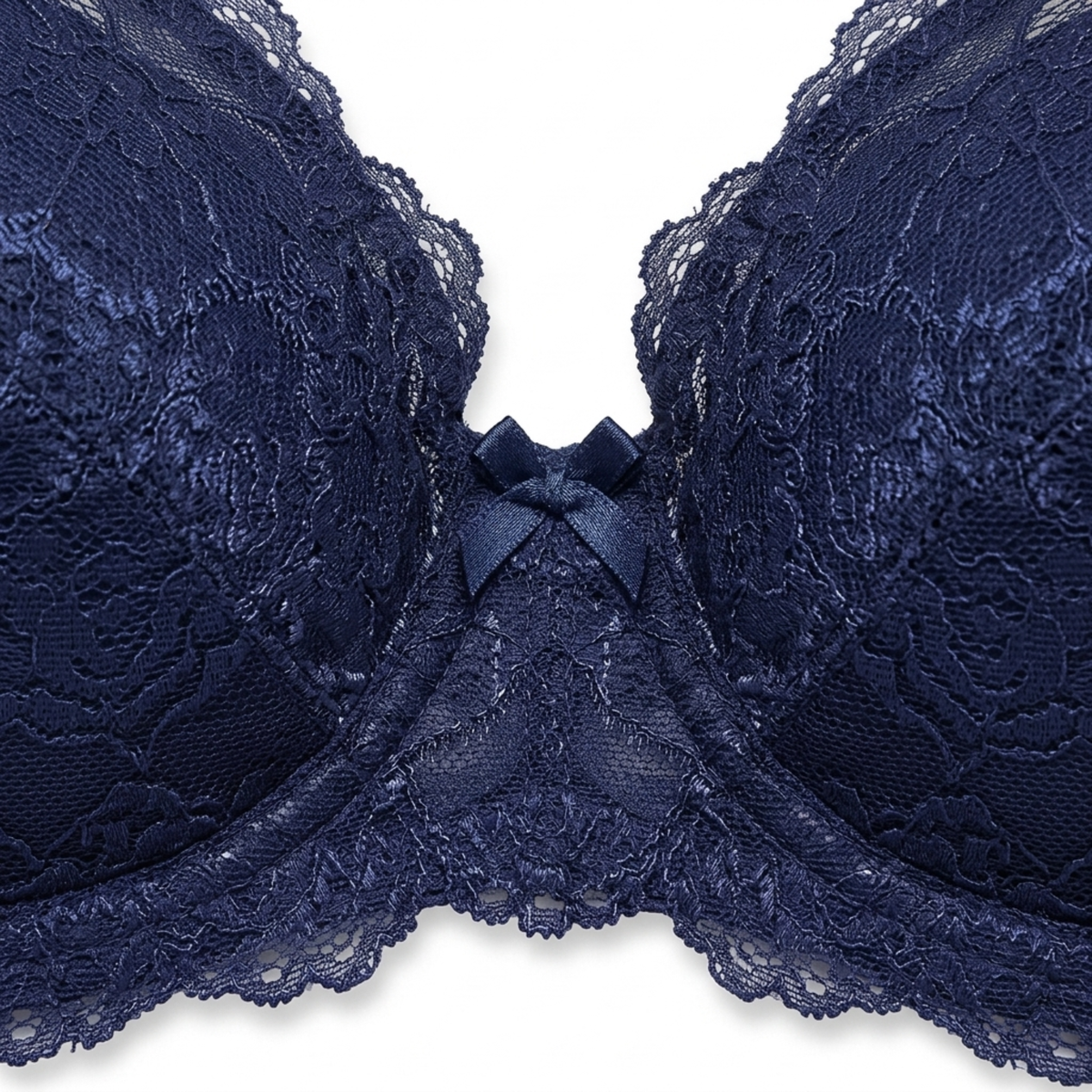 Plus size women's bra with underwire and lace details — image 11