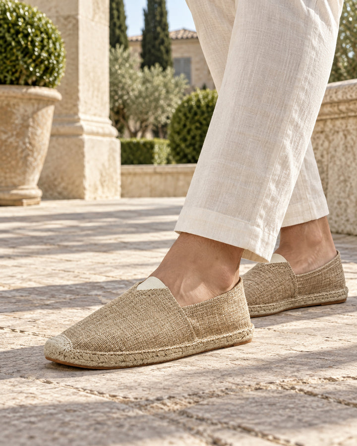 Espadrilles for men in canvas with a slip on design — Khaki