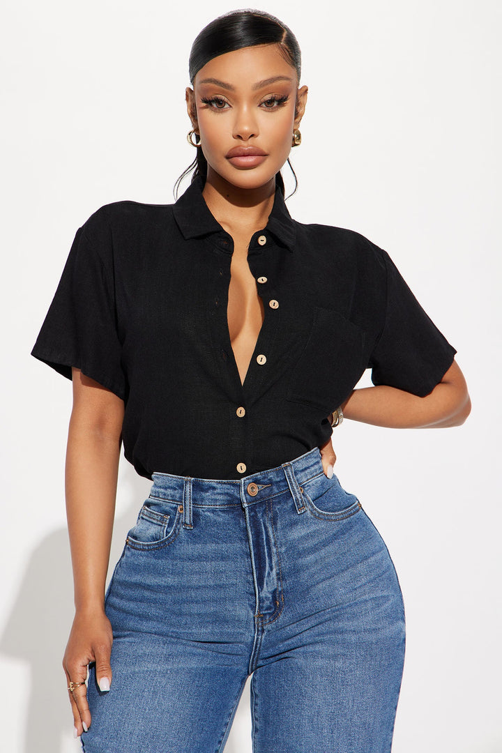 Women's Linen Shirt — Short Sleeve, Collared | Yvezi — 1
