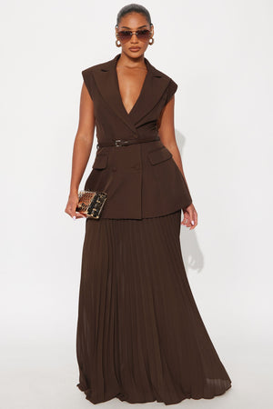 Women's Belted Pleated Matching Skirt Set | Yvezi — 1