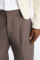 Men's Pleated Pants — Relaxed Fit | Yvezi — 25