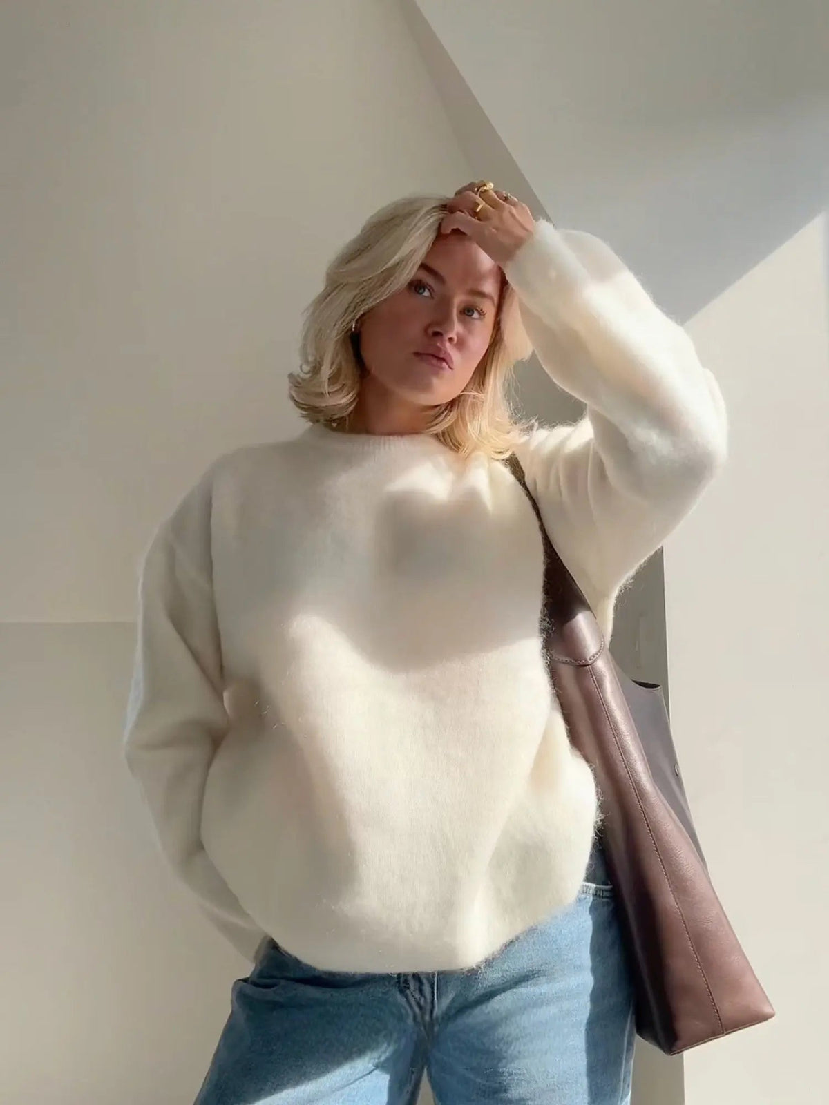 Women's Mohair-Blend Relaxed Knit Jumper — view 3