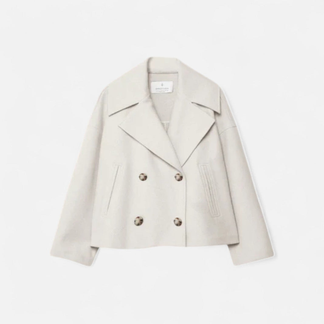 Minimalist Fitted Jacket for Women – Modern Structure, Effortless Elegance