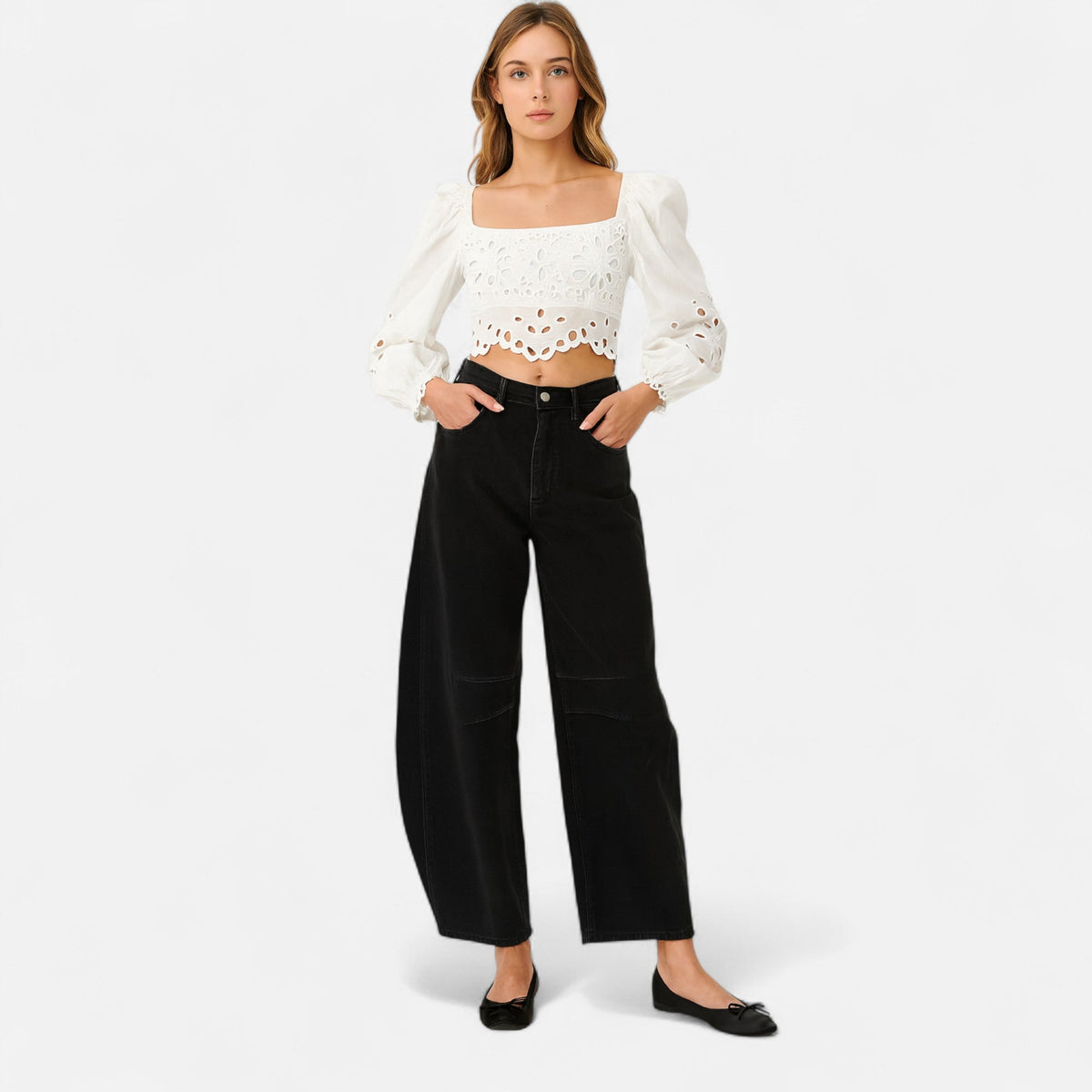 Jean Woman Loose Comfort Wide Cut — Black