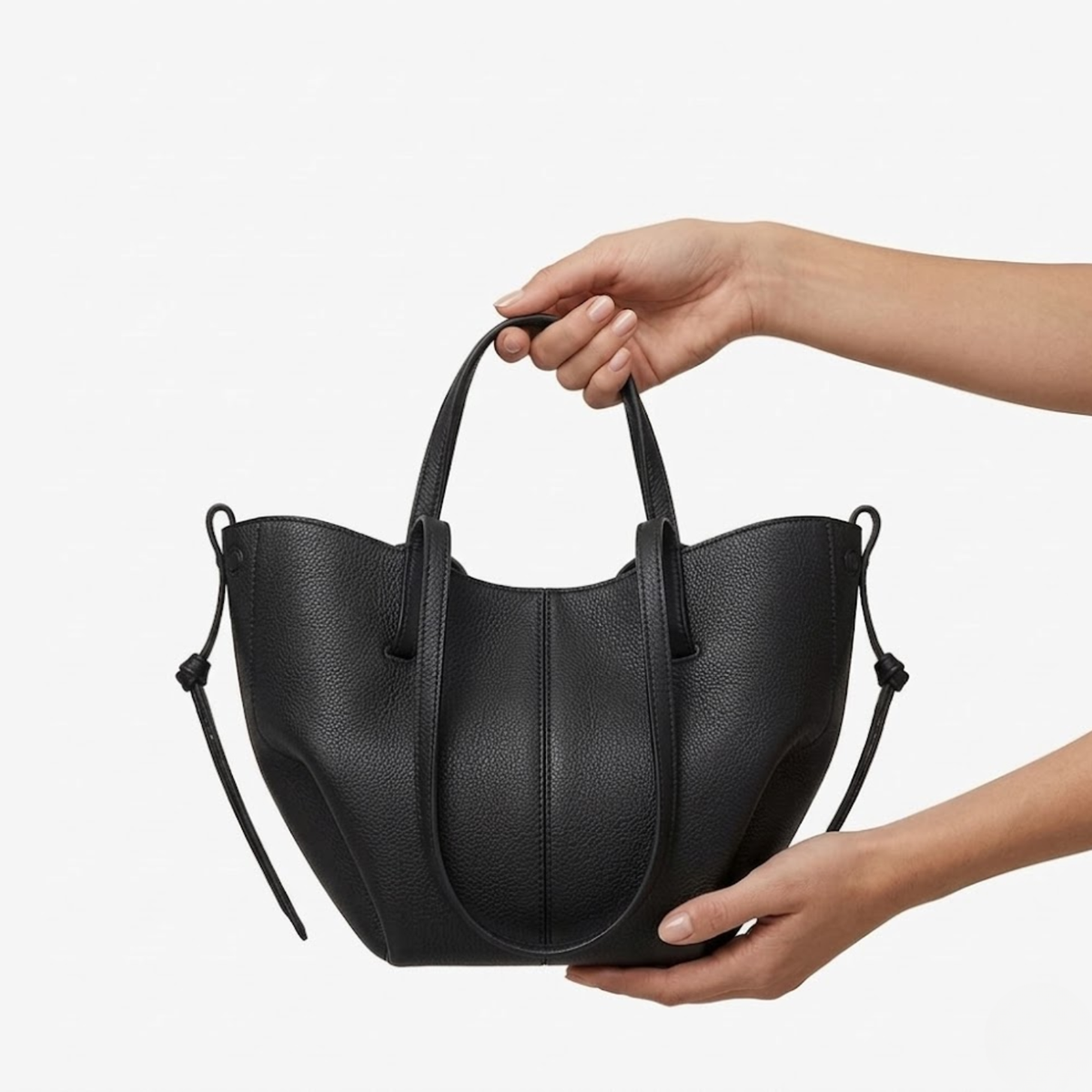 Large Capacity Handbag with Pleated Wings for Women — Black