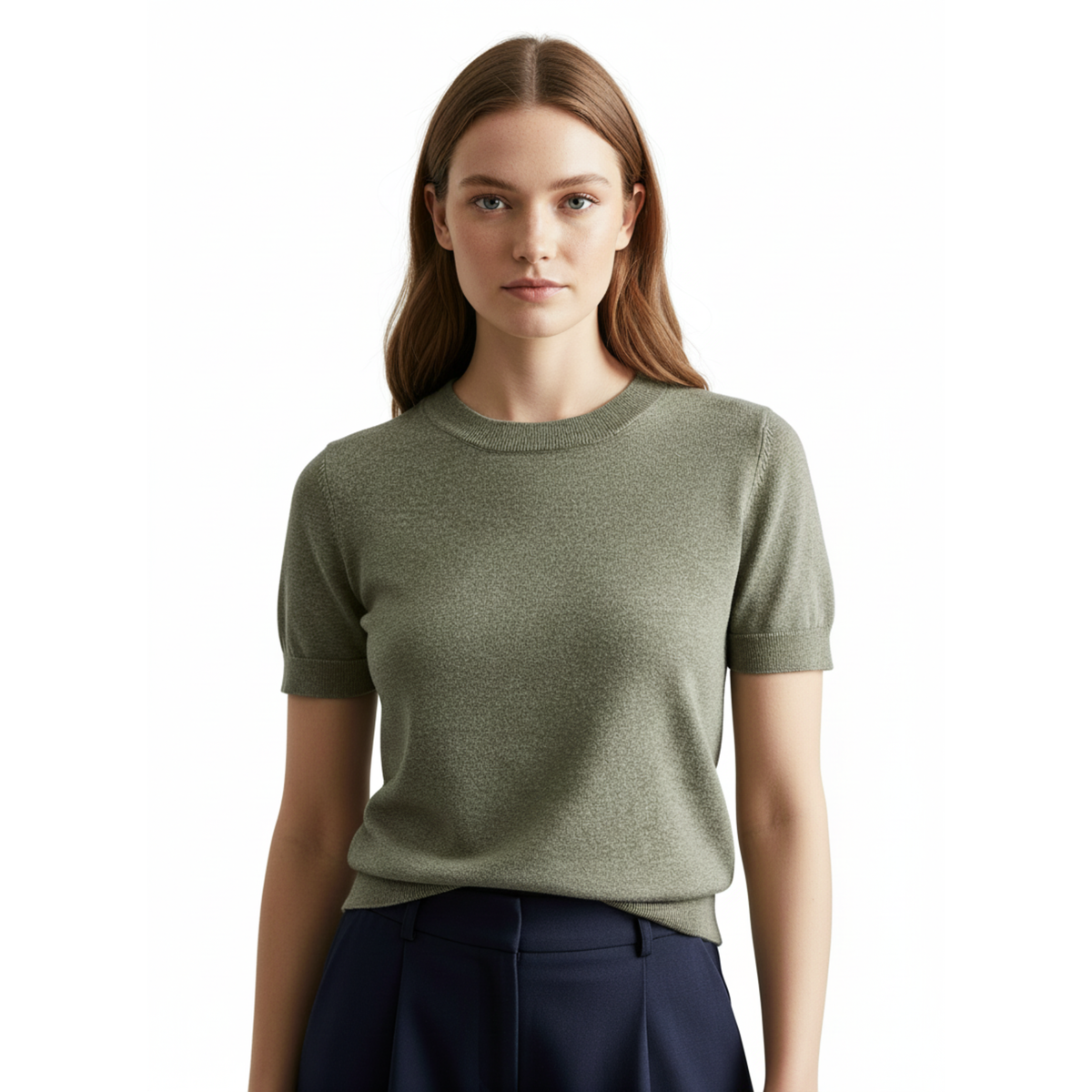 T-shirt pour femme en maille avec une silhouette ajustée — Vert