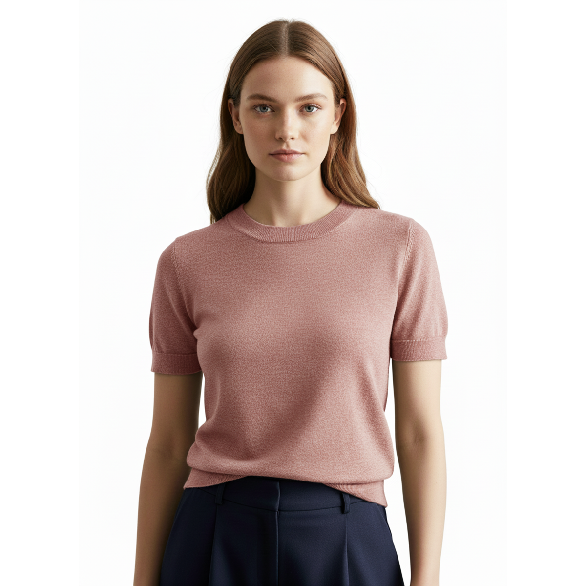 T-shirt pour femme en maille avec une silhouette ajustée — Rose