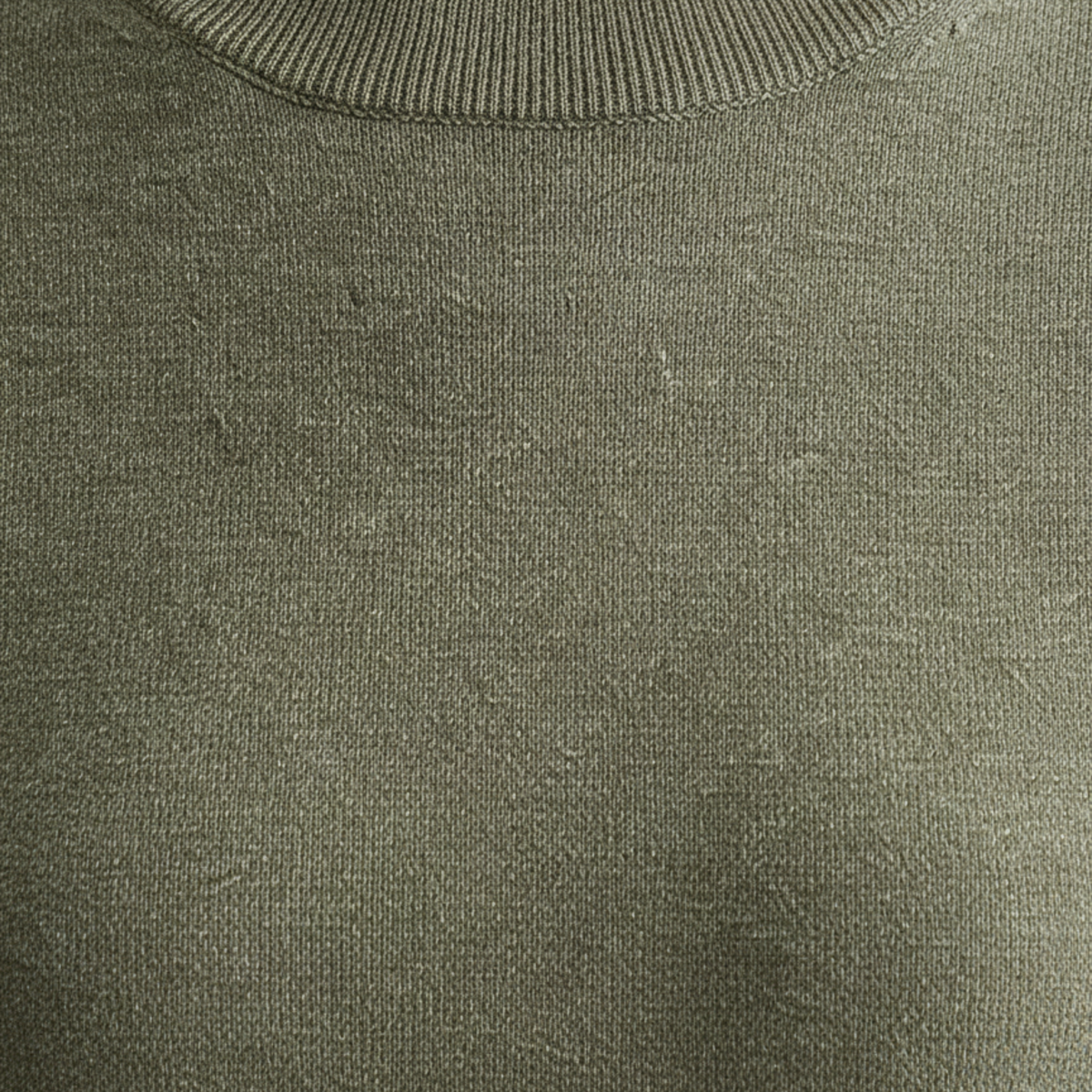 T-shirt pour femme en maille avec une silhouette ajustée — Vert