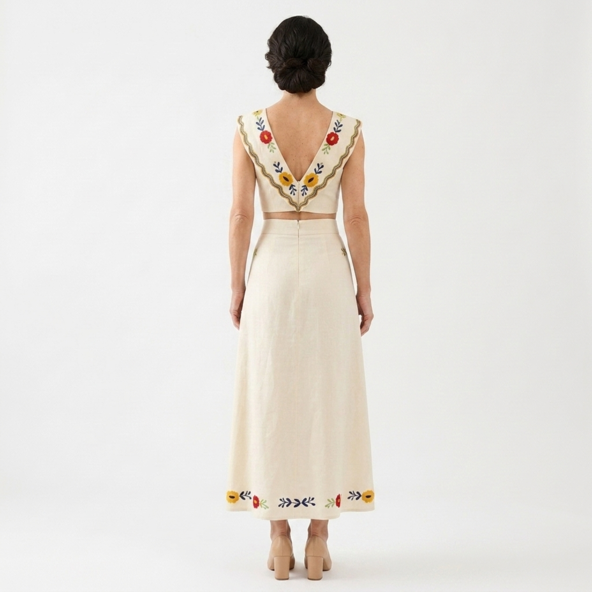 Crop top and long skirt set — tropical print — summer vacation — product view
