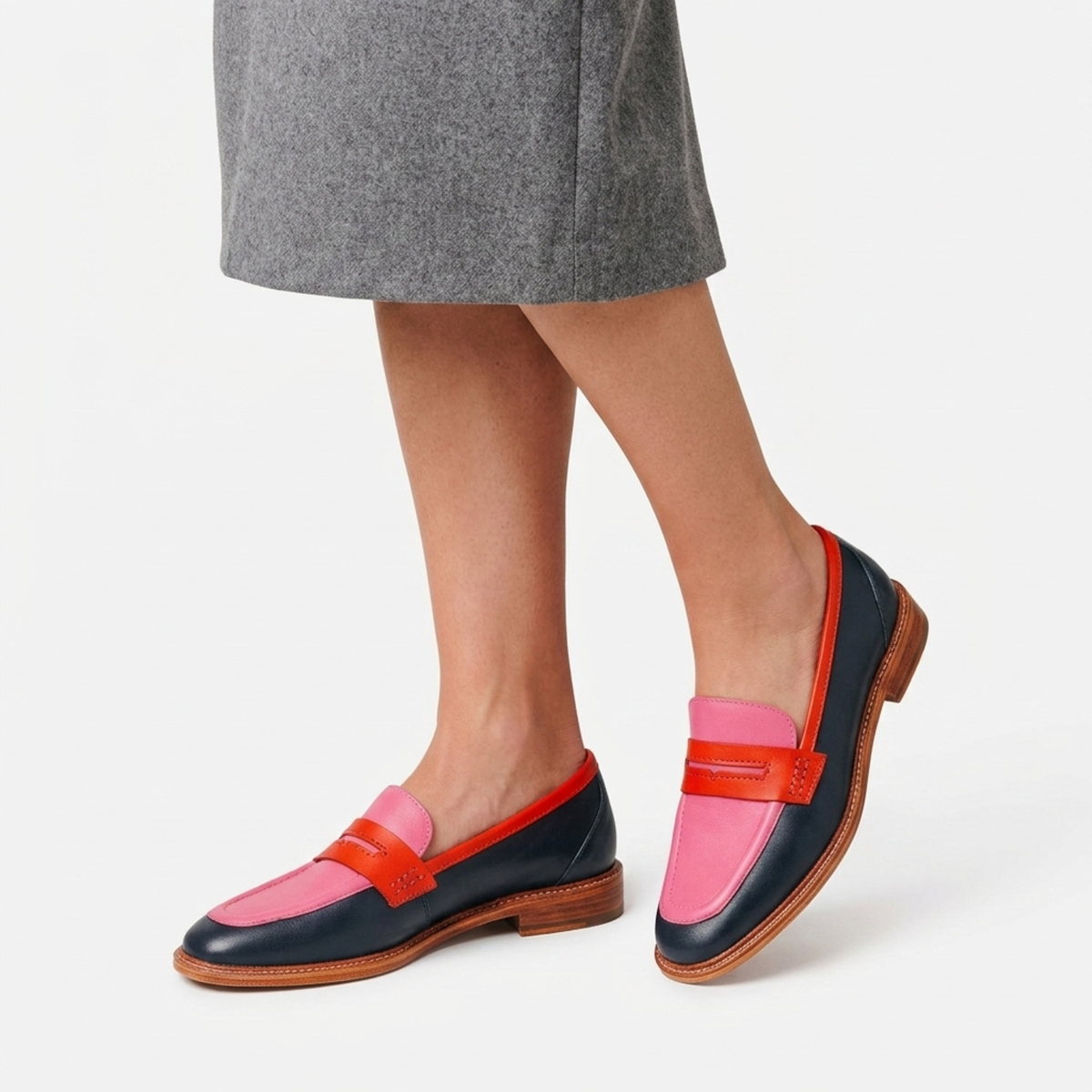 Multicolored flat sole moccasins for everyday wear — Pink