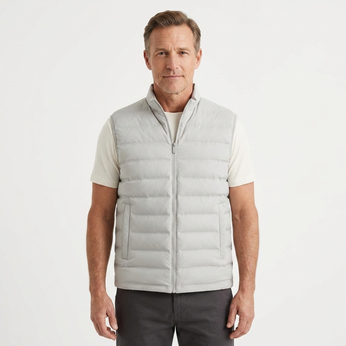 Men's sleeveless vest — slim fit — outdoor and leisure — product view