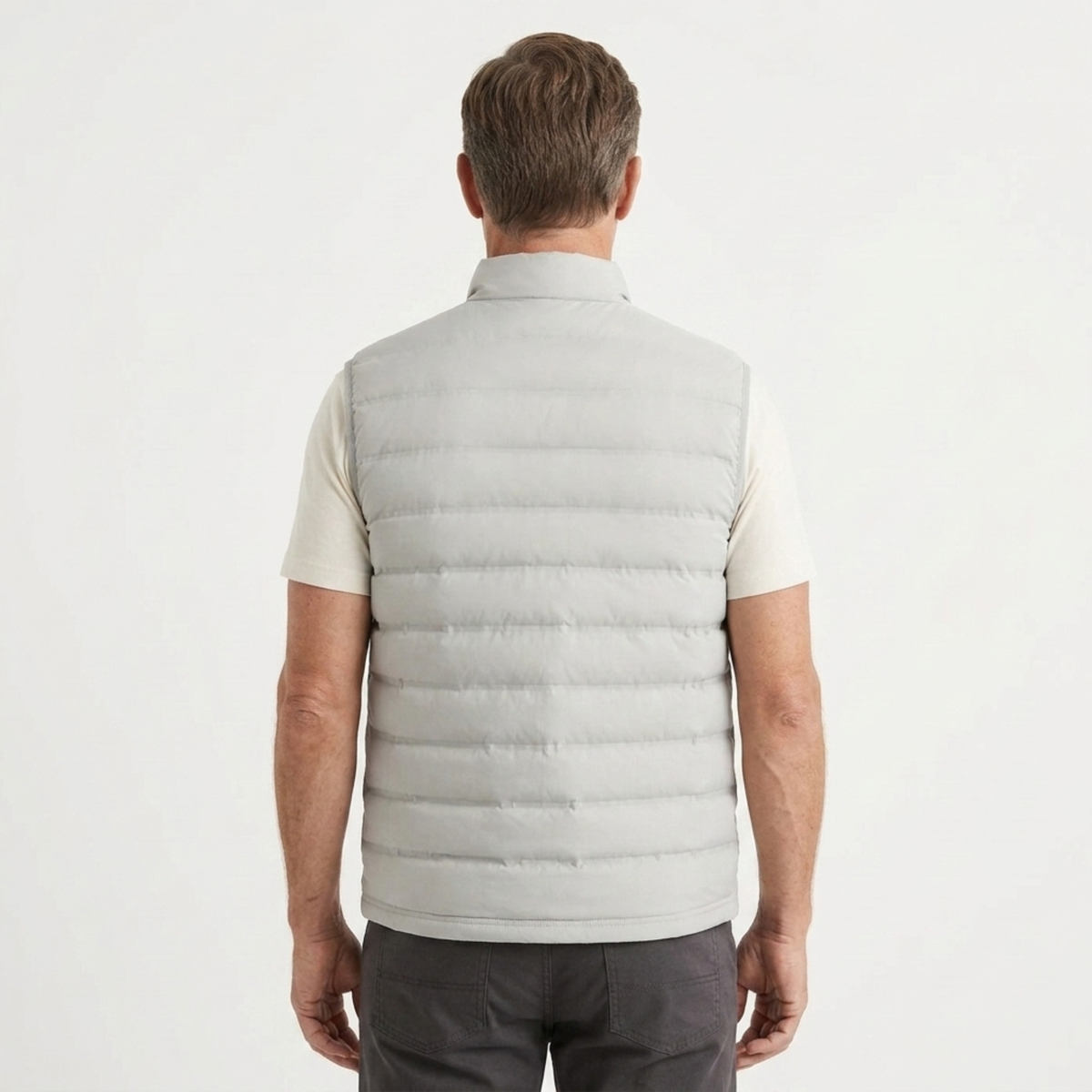 Men's sleeveless vest — slim fit — outdoor and leisure — product view