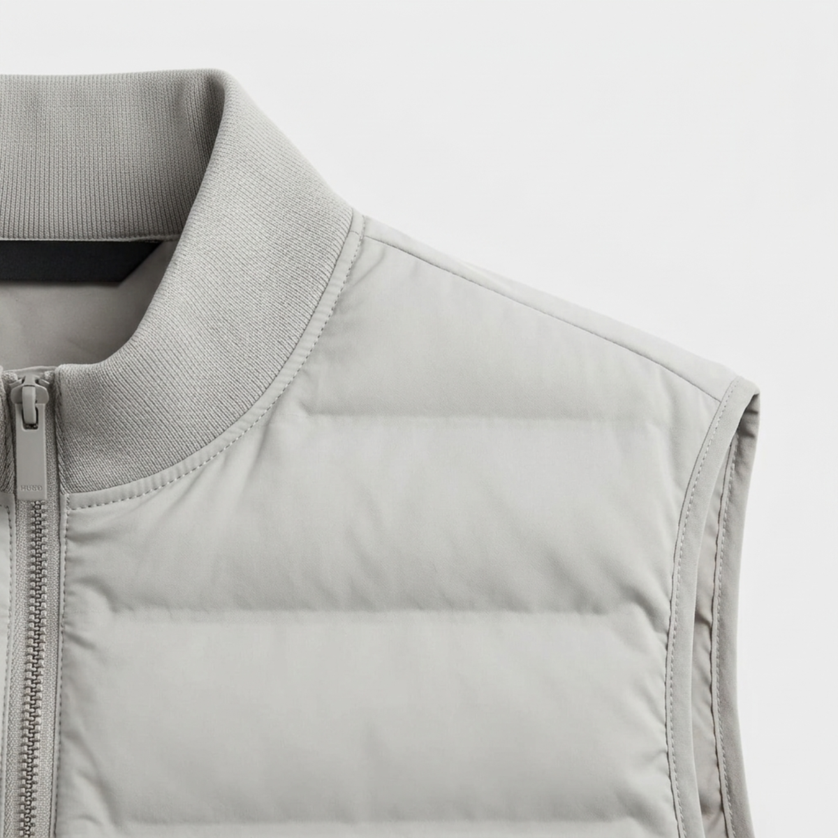 Men's sleeveless vest — slim fit — outdoor and leisure — product view
