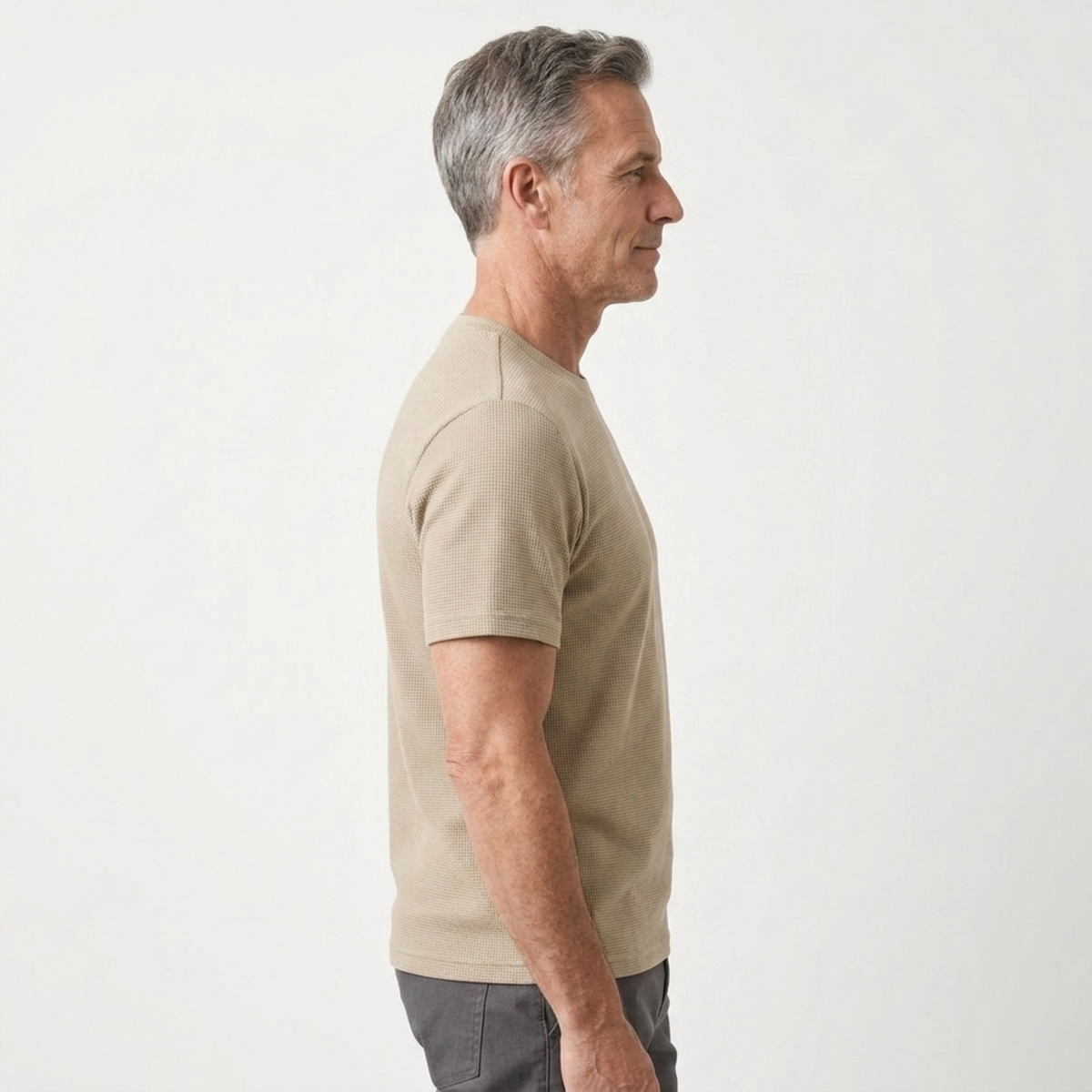 Strukturiertes Herren-Strick-T-Shirt – lockerer Schnitt — Produktansicht