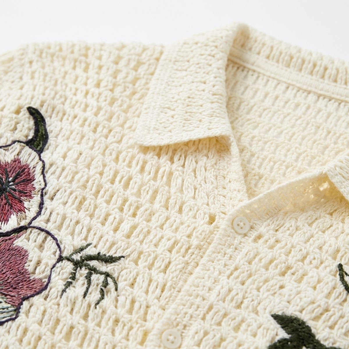 Men's crocheted polo — botanical embroidery — summer resort style — Beige