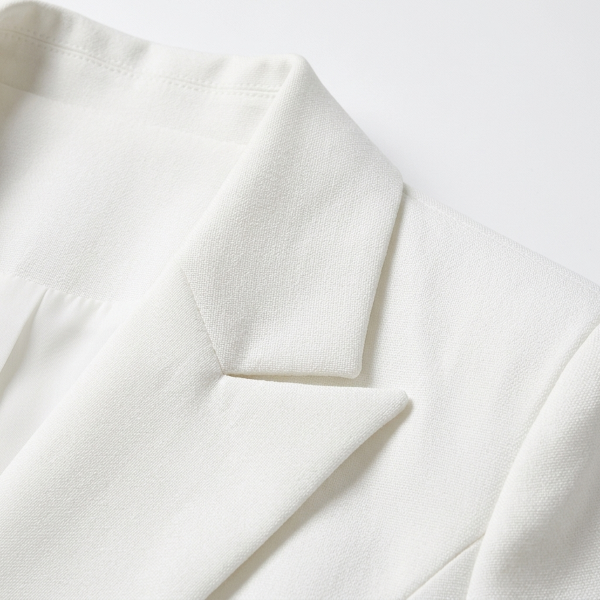 Midi blazer dress — long sleeves and buttons — office — White