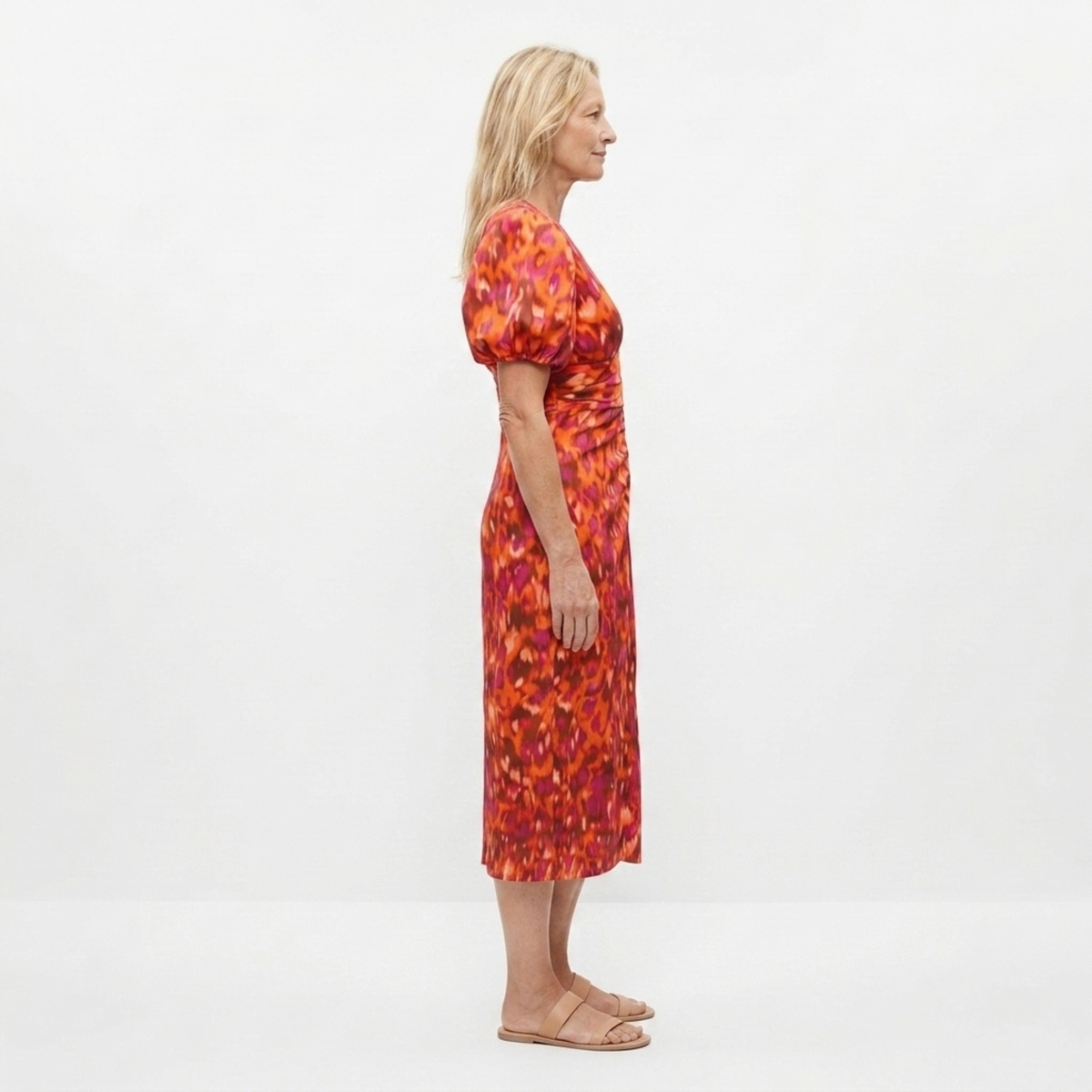 Printed long dress — V-neck and puff sleeves — party — product view