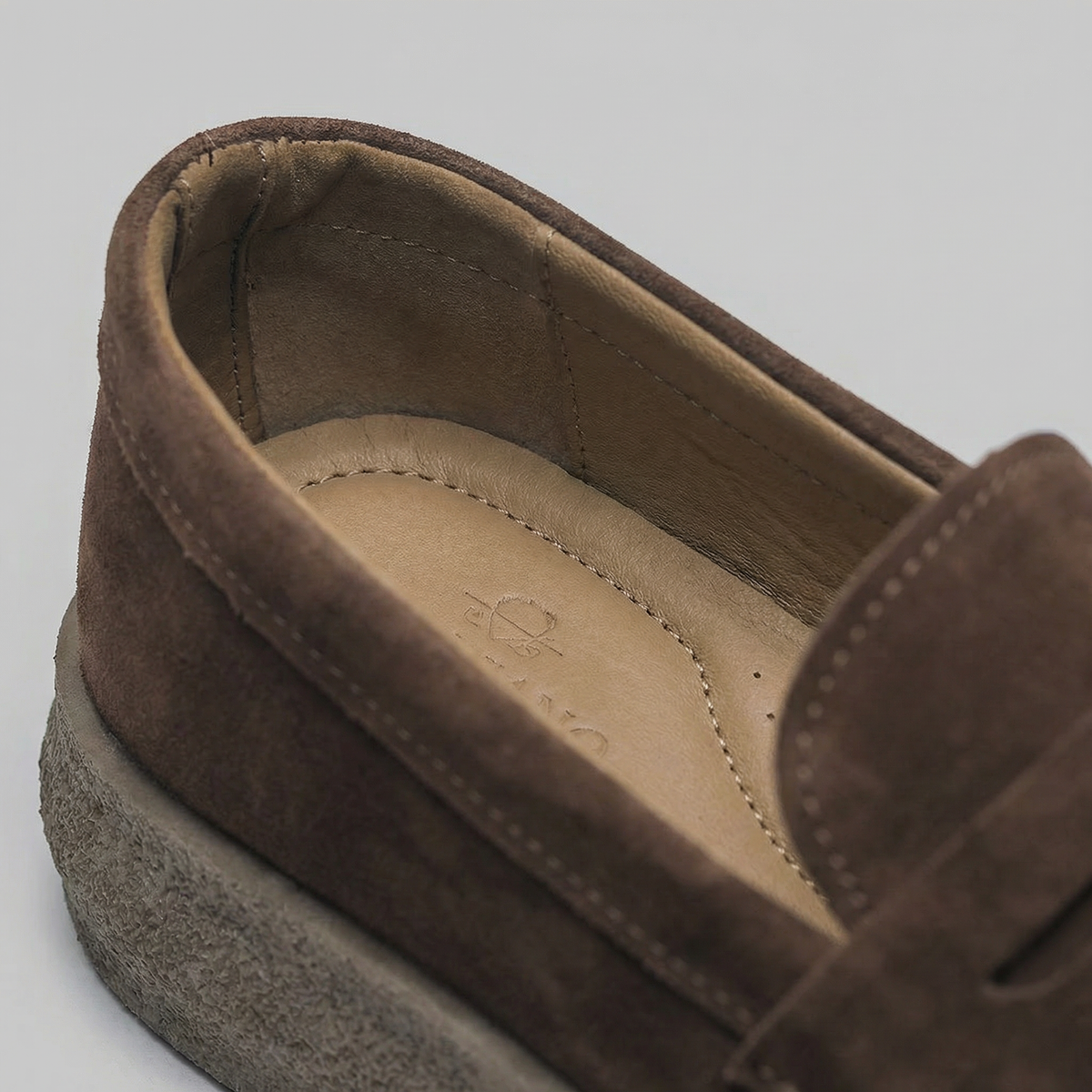 Men's slip-on shoes | classic moccasin — Brown