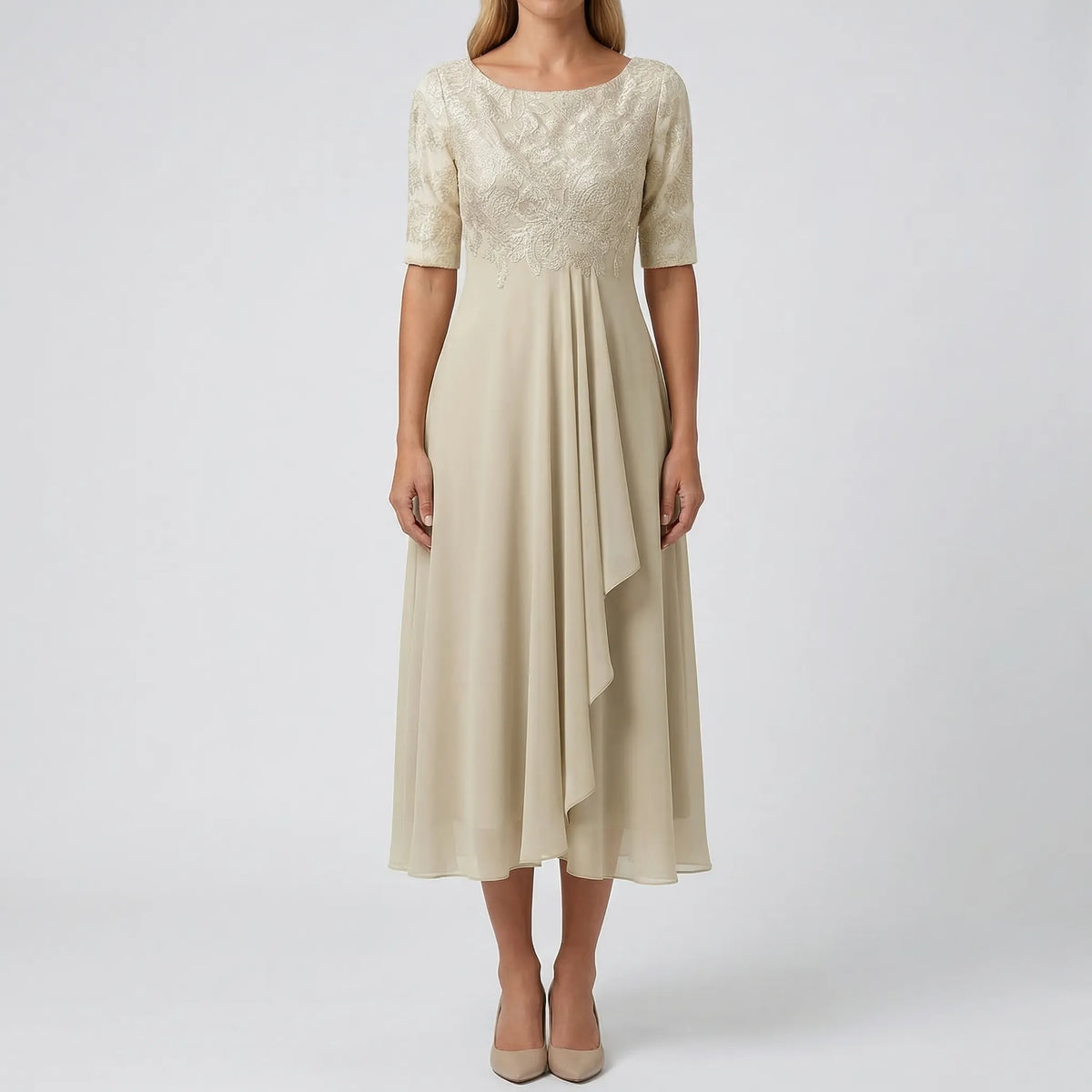 Damenkleid mit Spitzendetails — Hellgelb