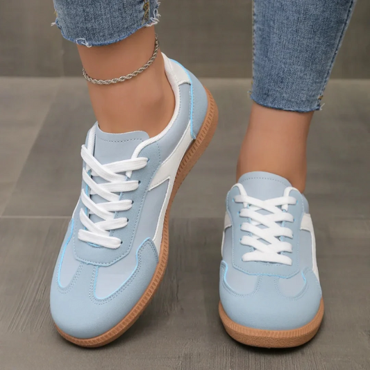 Women's sports shoes - low panel design - activities — Blue