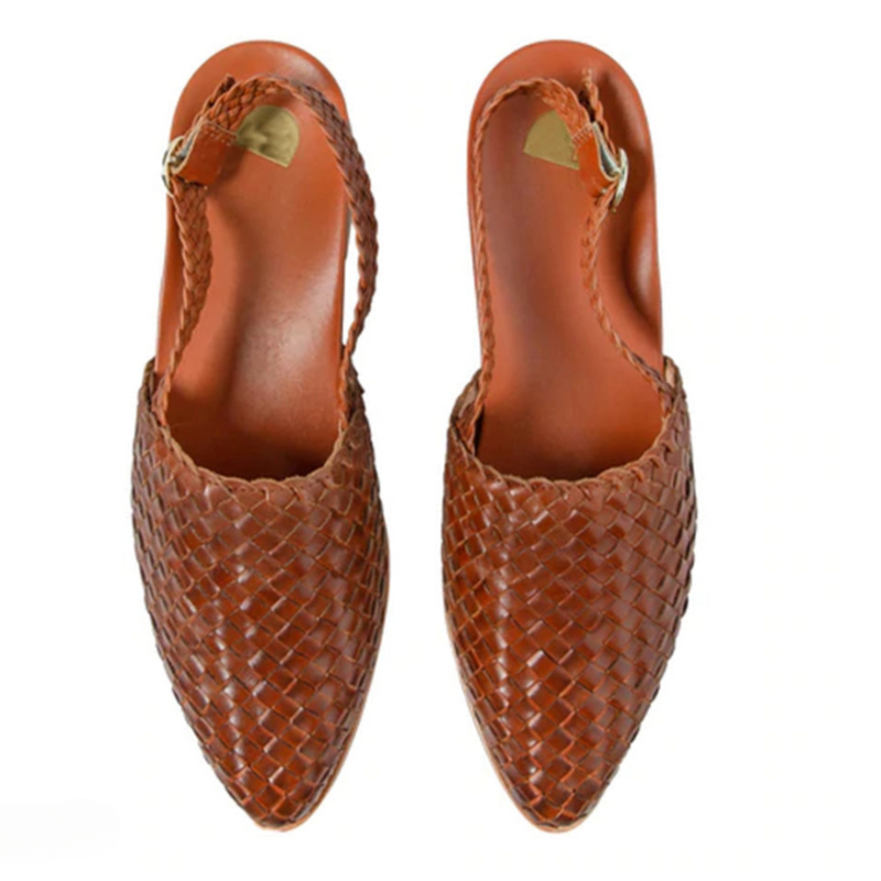 Woven open-toe women's sandals - flat buckle sandals - everyday use — Brown
