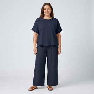 Lässiges Set aus Hose und Oberteil für Damen in großen Größen — Marineblau