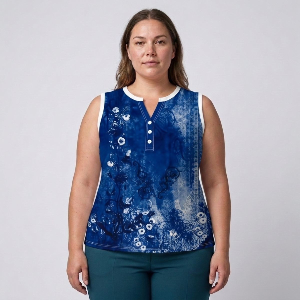 Plus size V-neck tank top for women — Blue