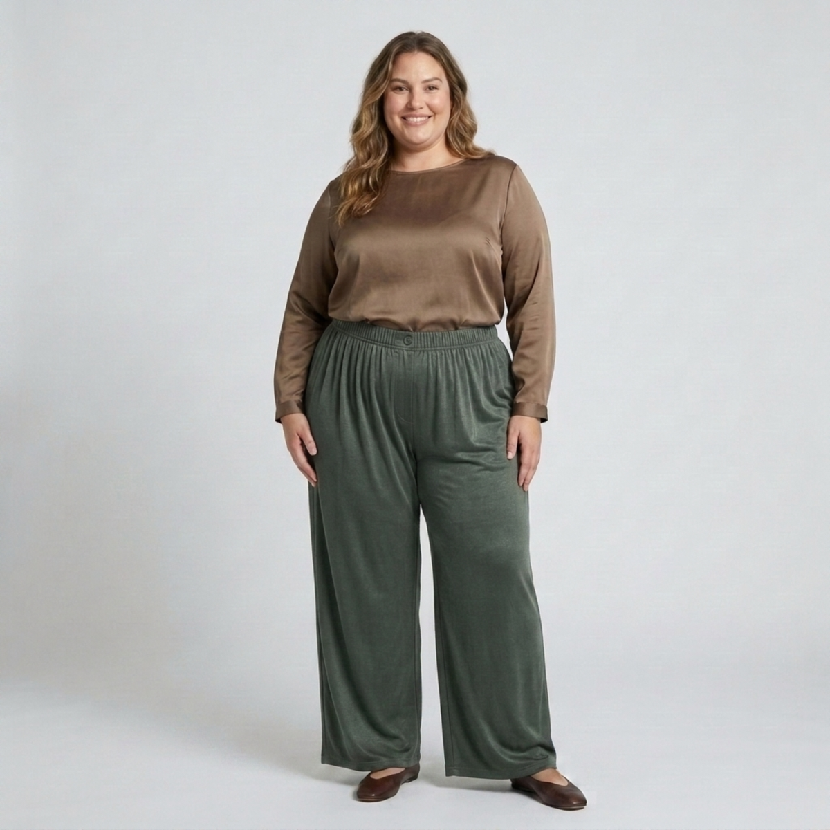 Wide large size pants for women with elastic draped fluid waist — Green