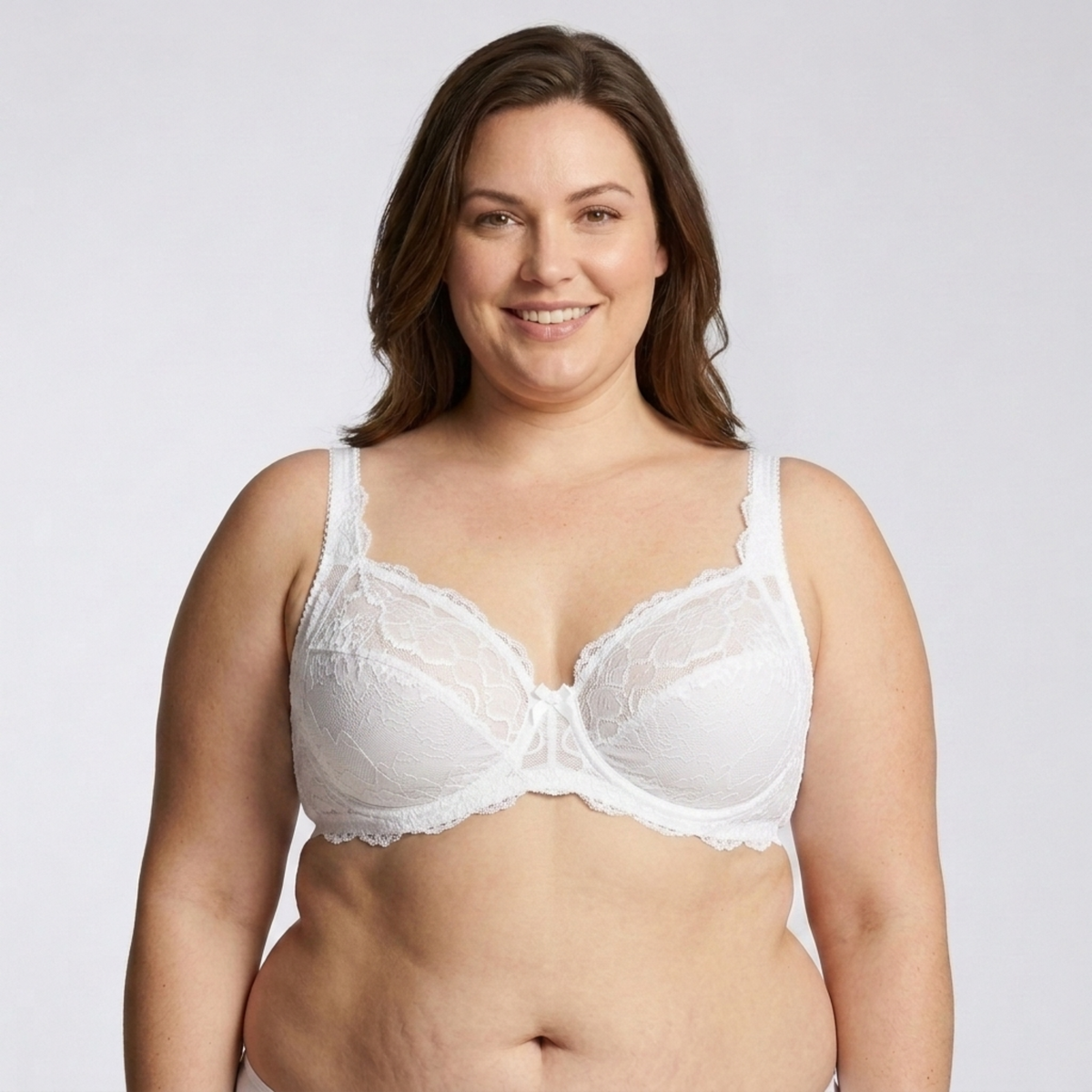 Plus size women's bra with underwire and lace details — image 5