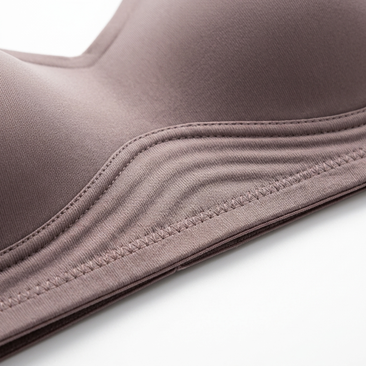 Plus Size Women's Seamless and Wire-Free Invisible Bra — image 6