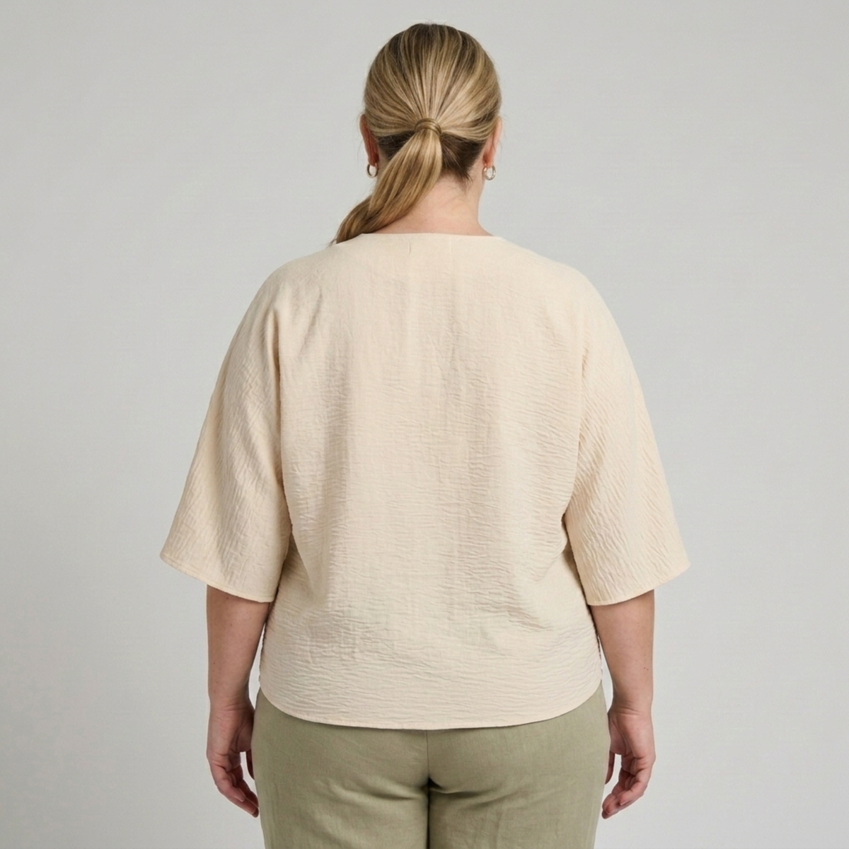 Plus Size Women's Loose Blouse with V-Neck and Long Sleeves — product view