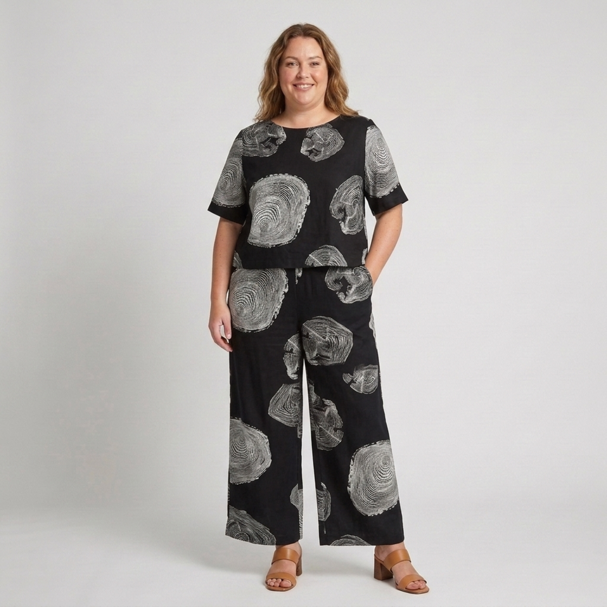 Plus Size Floral Print Pants Set — Black