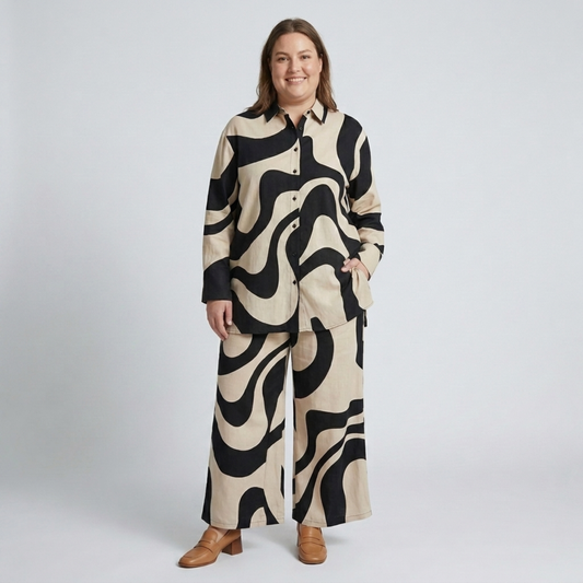 Plus Size Two-Piece Set with Graphic Pattern — Black
