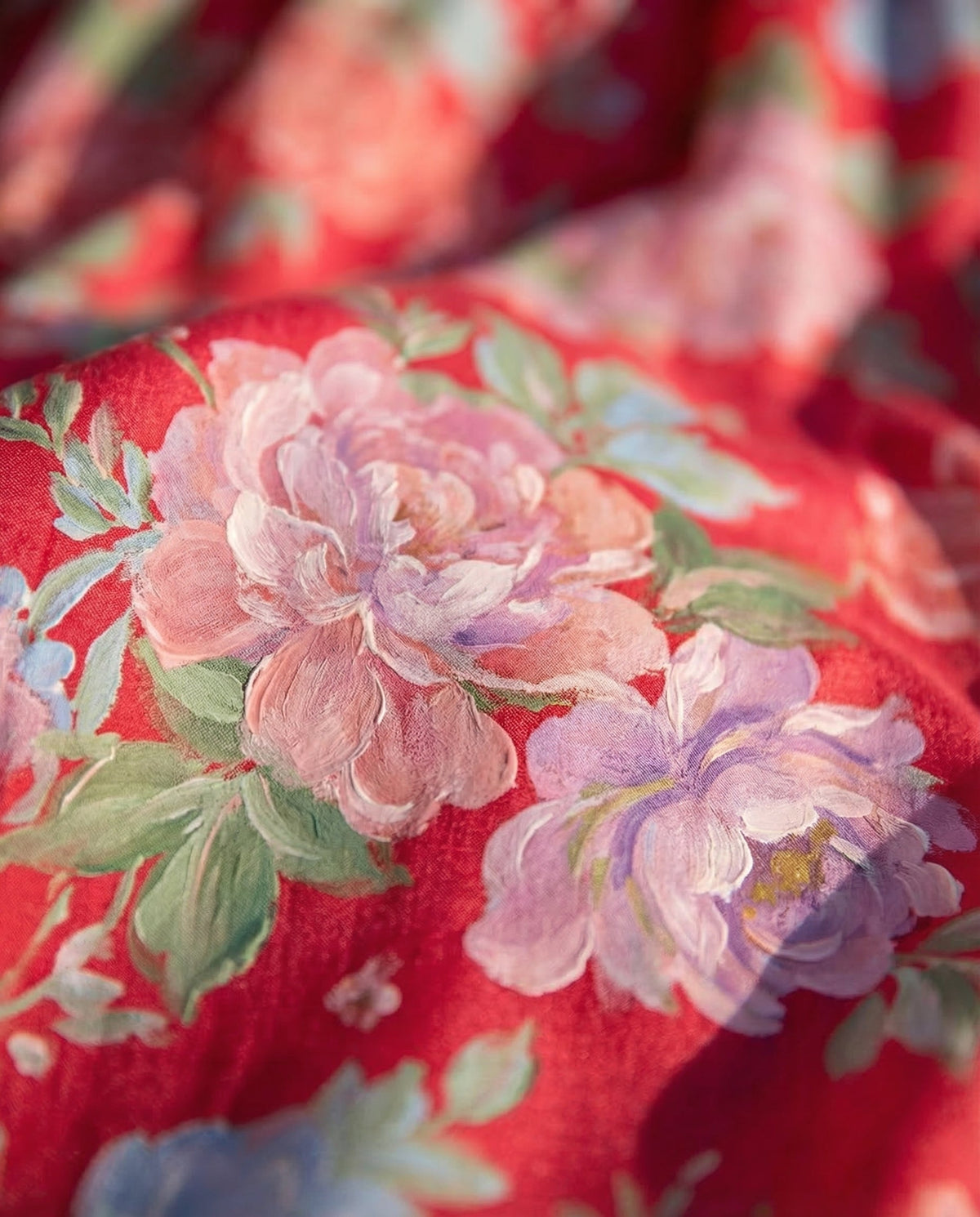 Mid-length dress with floral print — Red