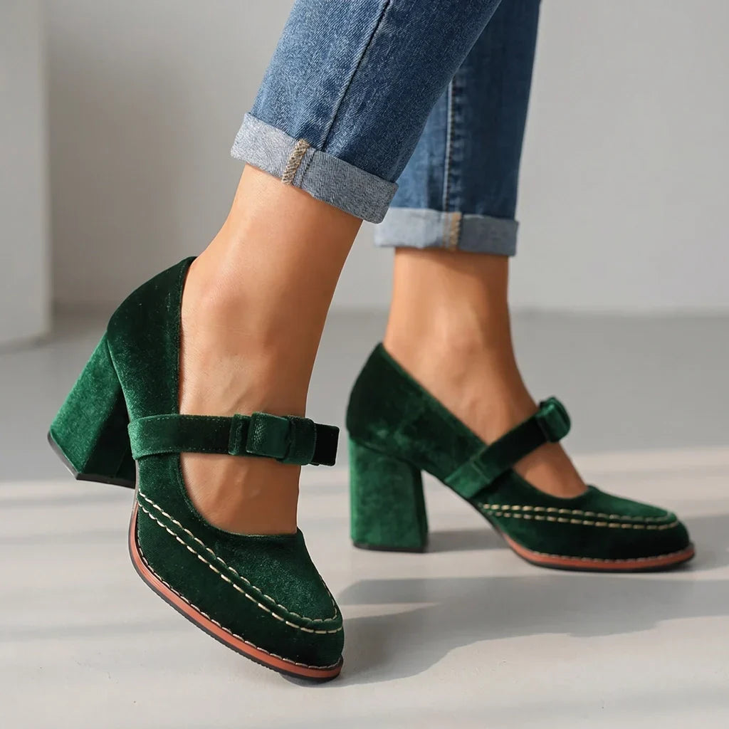 Velvet block heel moccasins for elegant women — Green