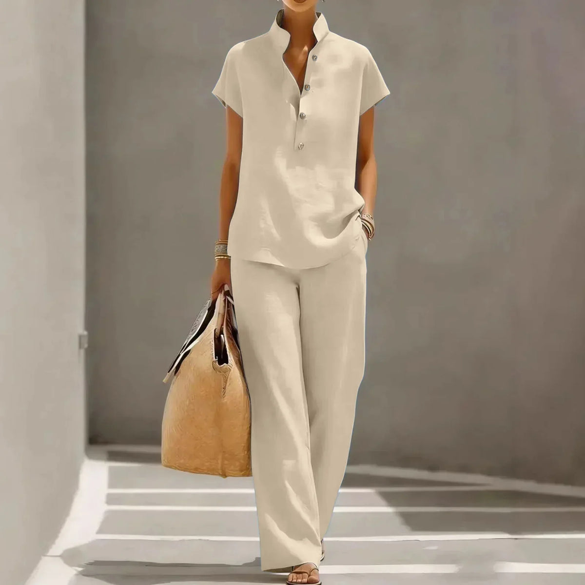 Two-piece women's set - flowy travel pants — Khaki