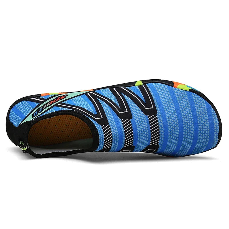 Unisex Water Shoes - Sea and Travel — Blue