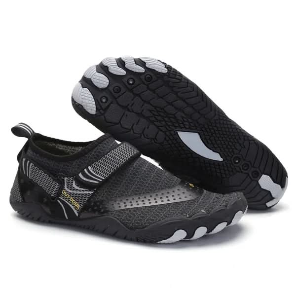Unisex Water Shoes - Swimming and Travel — Black