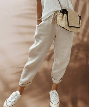 Damenhose mit weitem Schnitt und elastischem Kordelzug in der Taille — Beige