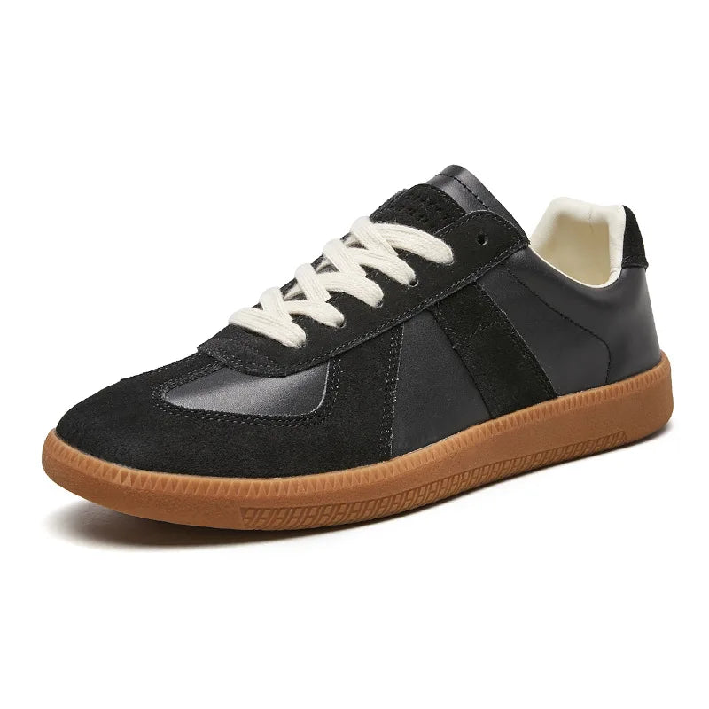 Men's Vintage Style Shoes with Durable Sole — Black