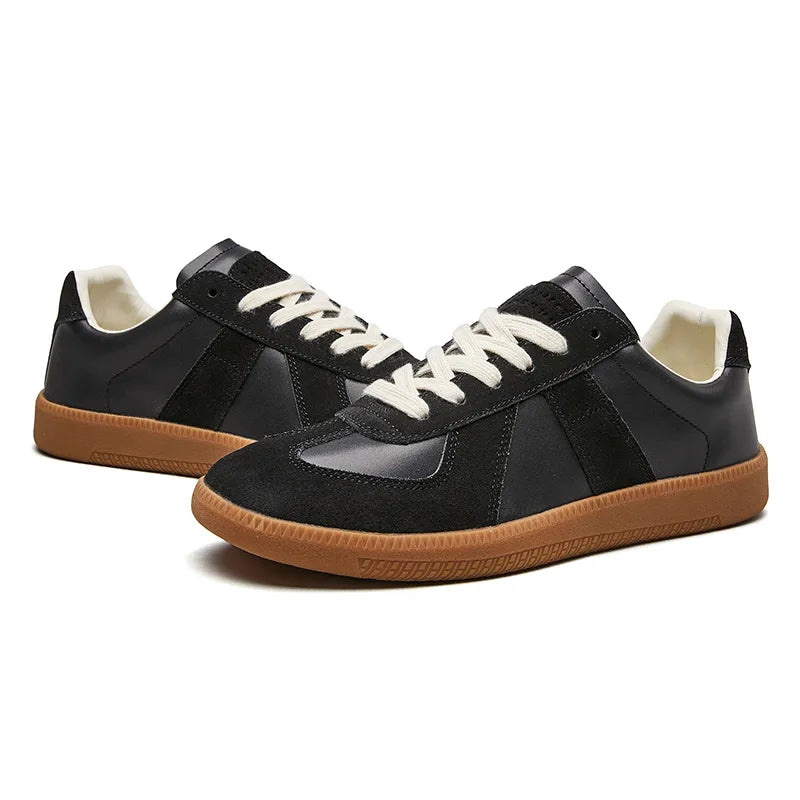 Men's Vintage Style Shoes with Durable Sole — Black