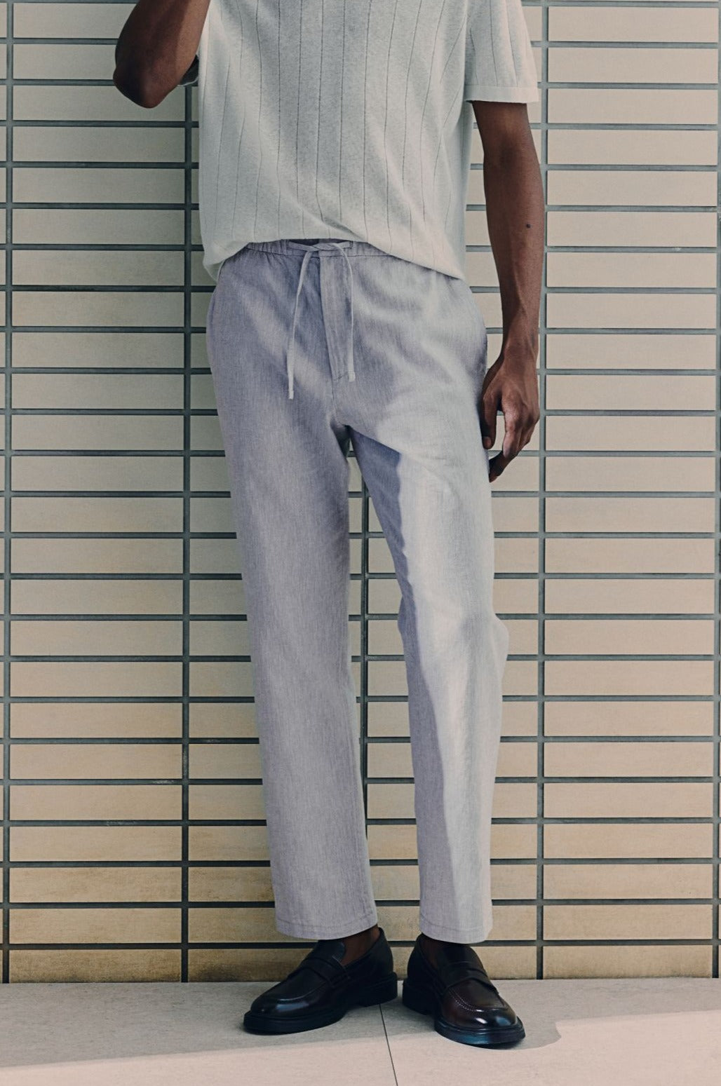 Men's Relaxed Fit Pants — product view