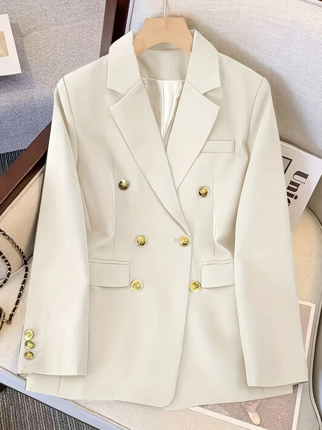 Women's Blazer – Double-Breasted Notched Collar with Flap Pockets — Cream