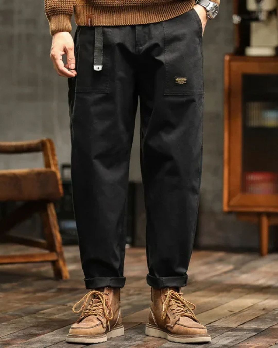 Men's Cargo Pants – Straight Cut with Flap Pockets, Vintage Finish — Black